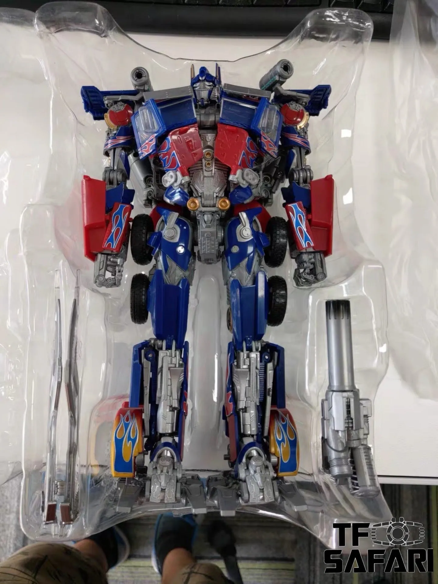 4th Party BX001 BX-001 Bayverse Optimus Prime (1:1 KO MPM04) 25CM /10"